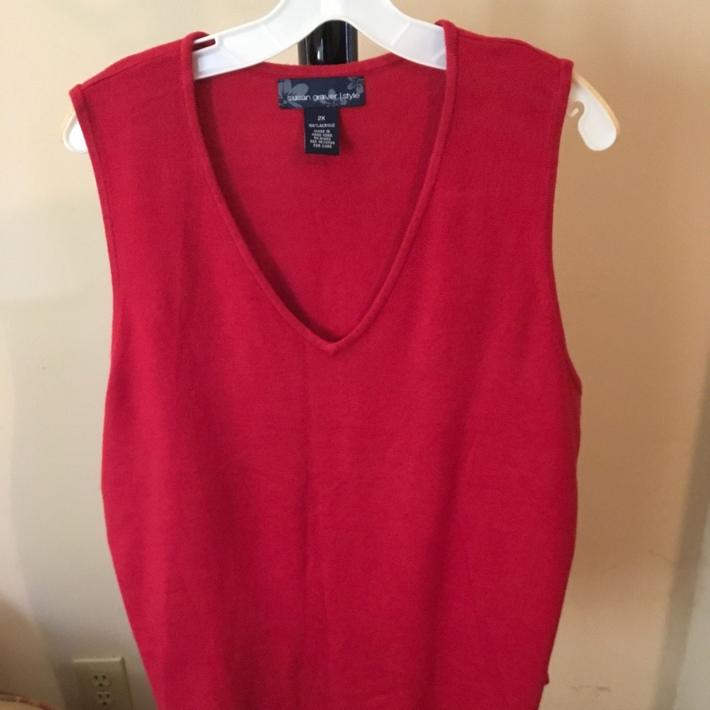 Sleeveless Sweater/Vest